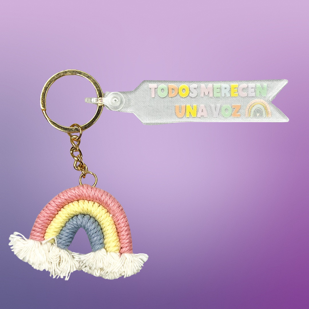 Todos Merecen Una Voz Keychain